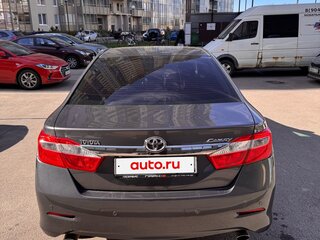 2013 Toyota Camry VII (XV50), серый, 1845000 рублей, вид 4