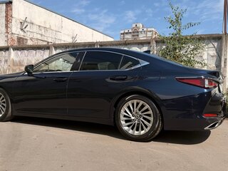 2019 Lexus ES 350 VII, синий, 3400000 рублей, вид 5
