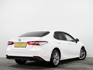 2019 Toyota Camry VIII (XV70), белый, 1549000 рублей, вид 4