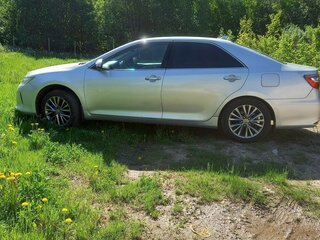 2016 Toyota Camry US Market VII (XV50) Рестайлинг, серебристый, 1800000 рублей, вид 4