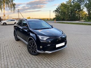 2017 Toyota RAV4 IV (XA40) Рестайлинг, чёрный, 3000000 рублей, вид 2