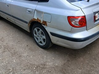 2004 Hyundai Elantra III (XD2) Рестайлинг, серебристый, 190000 рублей, вид 4