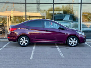 2013 Hyundai Solaris I, фиолетовый, 825000 рублей, вид 5