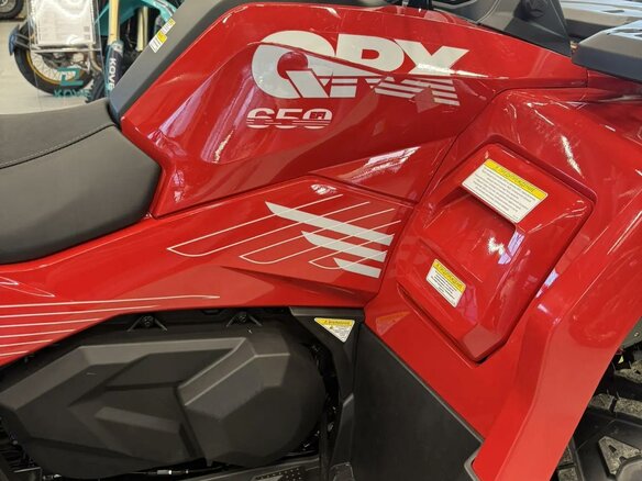2026 HND QRX 650, красный, 999900 рублей - вид 3