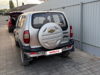 2006 Chevrolet Niva I, серебристый, 350000 рублей, вид 3