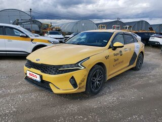 Kia K5 III