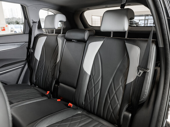 2024 Changan CS75 Plus III, чёрный, 2900000 рублей - вид 37