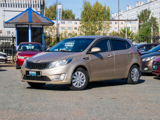 2013 Kia Rio 5-speed III, бежевый, 629000 рублей, вид 2