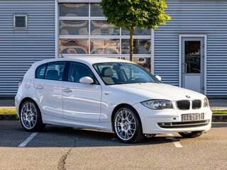 2008 BMW 1 серии 116i I (E81/E82/E87/E88) Рестайлинг, белый, 895000 рублей, вид 3