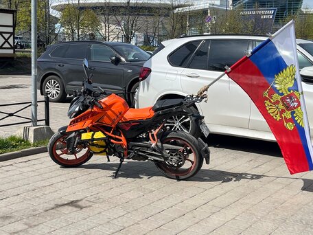 2024 KTM 390 Duke, оранжевый, 540000 рублей, вид 1