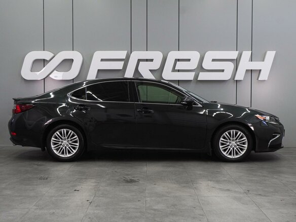 2016 Lexus ES 250 VI Рестайлинг, чёрный, 1961000 рублей - вид 4