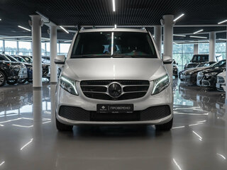 2020 Mercedes-Benz V-Класс Long 300 d длинный III (W447) Рестайлинг, серебристый, 7500000 рублей, вид 3