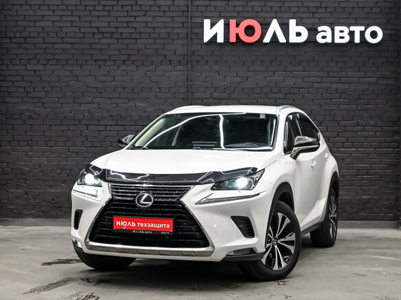 2019 Lexus NX 200 I Рестайлинг, белый, 3650000 рублей