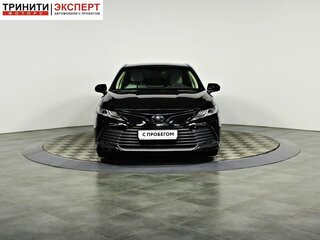 2021 Toyota Camry VIII (XV70) Рестайлинг, чёрный, 2877000 рублей, вид 2
