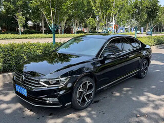 2023 Volkswagen Magotan B8 Рестайлинг, чёрный, 1770208 рублей, вид 1