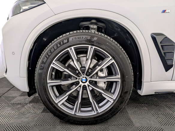2023 BMW X5 30d IV (G05/G18) Рестайлинг, белый, 10850000 рублей - вид 18