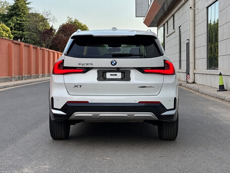 2023 BMW X1 Long 20Li sDrive III (U11/U12), белый, 2920000 рублей, вид 5