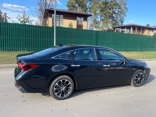 2023 Toyota Avalon V Рестайлинг, чёрный, 3250000 рублей, вид 5