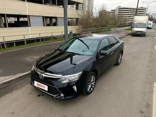 2017 Toyota Camry VII (XV50) Рестайлинг 2, чёрный, 2325000 рублей, вид 2