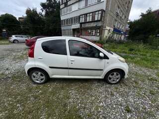 2008 Peugeot 107 I, белый, 369000 рублей, вид 3