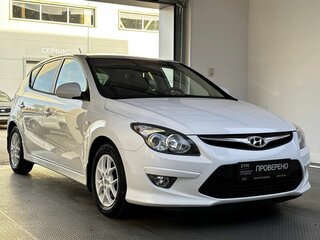 2010 Hyundai i30 I Рестайлинг, белый, 955000 рублей, вид 3