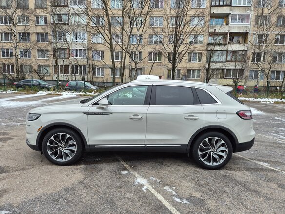 2021 Lincoln Nautilus I, серый, 3860000 рублей - вид 6