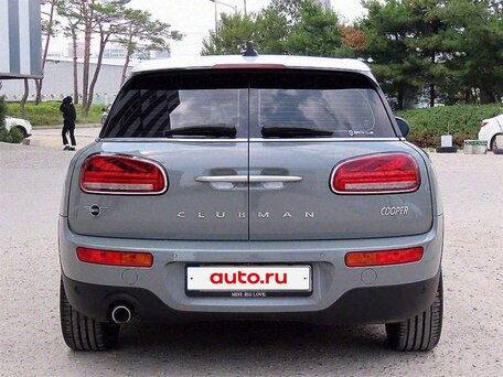 2023 Mini Clubman Cooper II Рестайлинг, серый, 2370000 рублей, вид 4