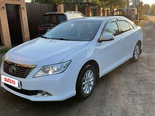 2014 Toyota Camry VII (XV50), белый, 1550000 рублей, вид 1