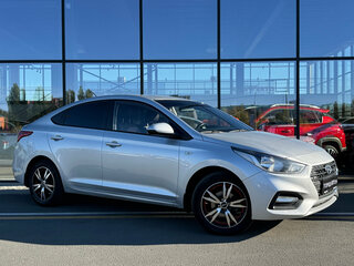 2018 Hyundai Solaris II, серебристый, 1270000 рублей, вид 3