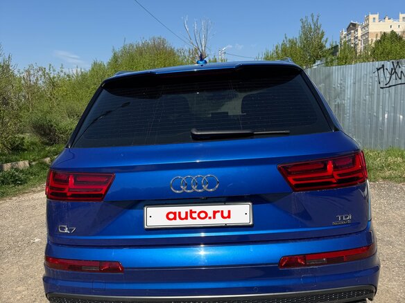 2016 Audi Q7 II (4M), синий, 4249000 рублей - вид 5