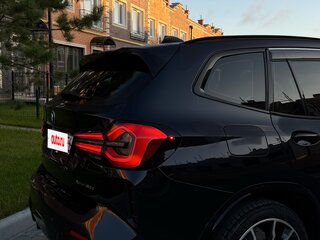 2021 BMW X3 30i xDrive III (G01) Рестайлинг, чёрный, 5650000 рублей, вид 3