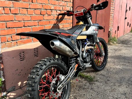 2020 Avantis Enduro 300 Pro/EFI, чёрный, 170000 рублей, вид 5