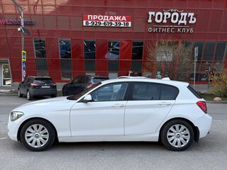 2012 BMW 1 серии 116i II (F20/F21), белый, 1330000 рублей, вид 4