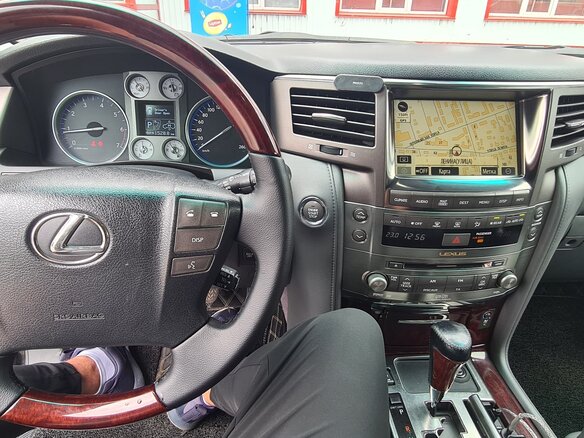 2007 Lexus LX 570 III, чёрный, 2750000 рублей - вид 9