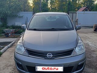 2012 Nissan Tiida I Рестайлинг, серый, 550000 рублей, вид 1