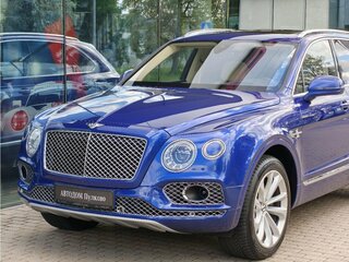 2016 Bentley Bentayga I, синий, 8950000 рублей, вид 3