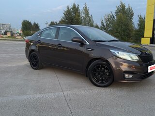 2016 Kia Rio III Рестайлинг, коричневый, 870000 рублей, вид 2