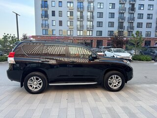 2013 Toyota Land Cruiser Prado 150 Series, чёрный, 2850000 рублей, вид 1