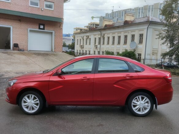 2019 Lada (ВАЗ) Vesta I, красный, 1100000 рублей - вид 6