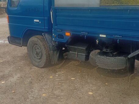 1997 Mazda Titan, синий, 1550000 рублей, вид 2