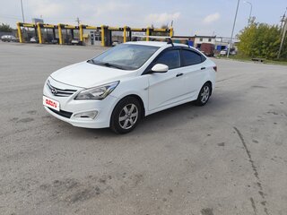 2015 Hyundai Solaris I Рестайлинг, белый, 790000 рублей, вид 1