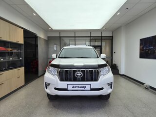2018 Toyota Land Cruiser Prado 150 Series Рестайлинг 2, белый, 3920000 рублей, вид 2