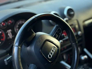2010 Audi A3 II (8P) Рестайлинг 2, пурпурный, 570000 рублей, вид 4