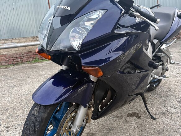 2005 Honda VFR 800, синий, 500000 рублей - вид 6