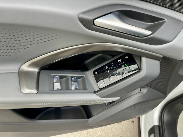 2026 Audi Q5 L III (GU), белый - вид 13