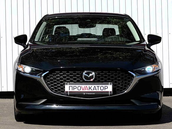 2022 Mazda 3 IV (BP), чёрный, 2147000 рублей - вид 2