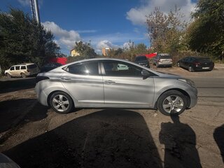 2012 Hyundai Elantra V (MD), серебристый, 1000000 рублей, вид 4