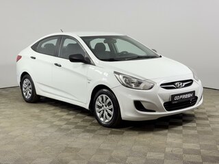 2013 Hyundai Solaris I, белый, 550000 рублей, вид 1