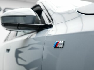 2024 BMW 5 серии 520i VIII (G60/G61/G68), серый, 7150000 рублей, вид 4