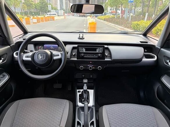 2023 Honda Fit Crosstar IV Рестайлинг, белый, 1090000 рублей - вид 7